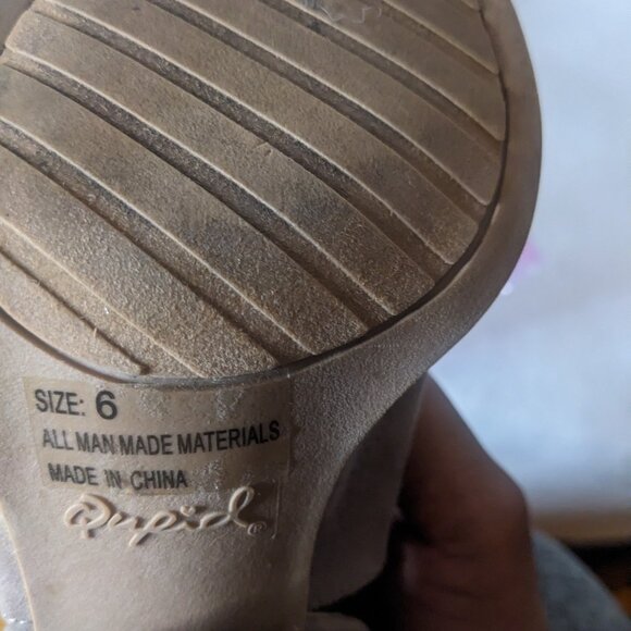 Qupid Women's Tan Faux Suede Tie Up Open Side Ankle Boot Size 6 - Picture 7 of 9